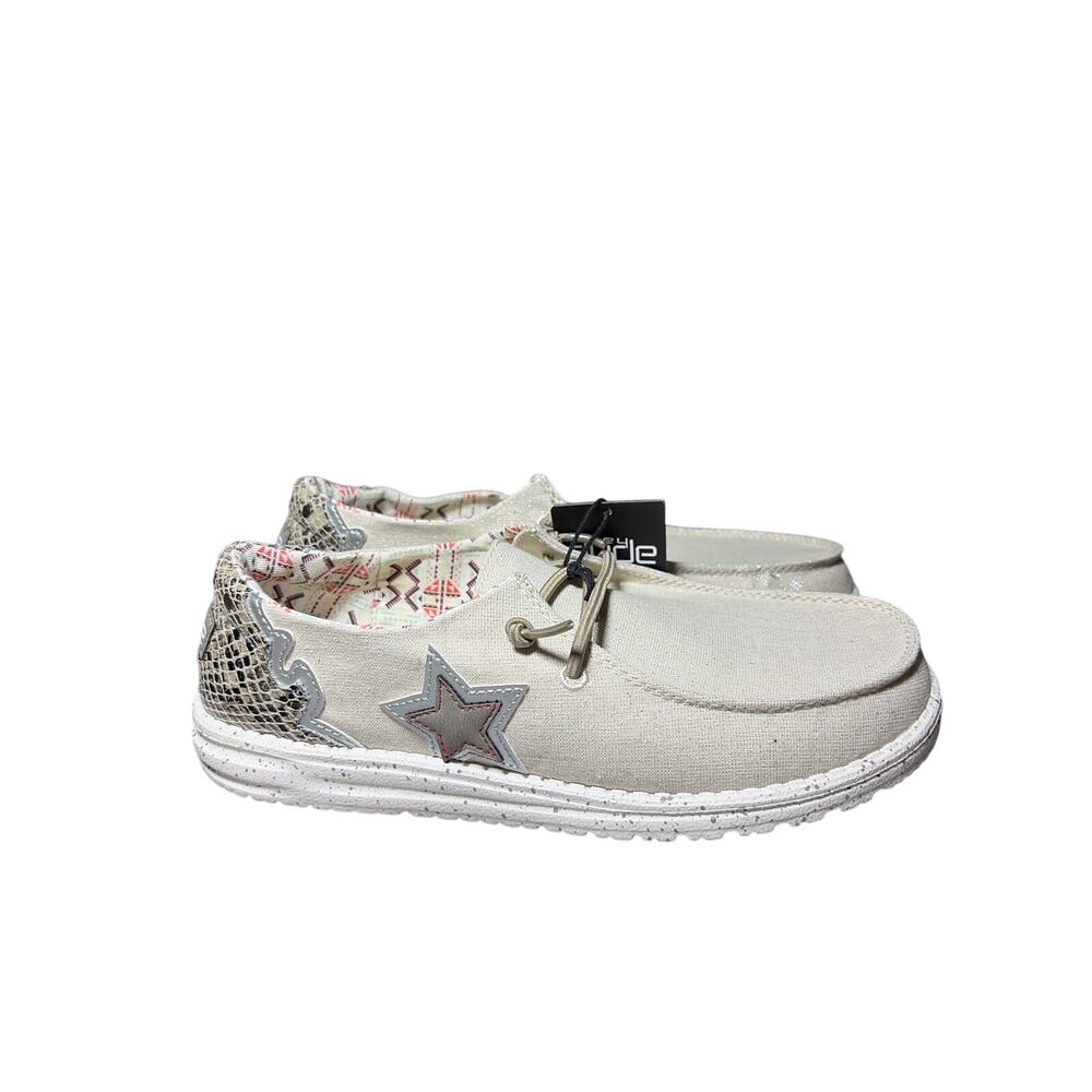 Hey Dude Women's Wendy Western Size 9 NWT Comfort Shoe